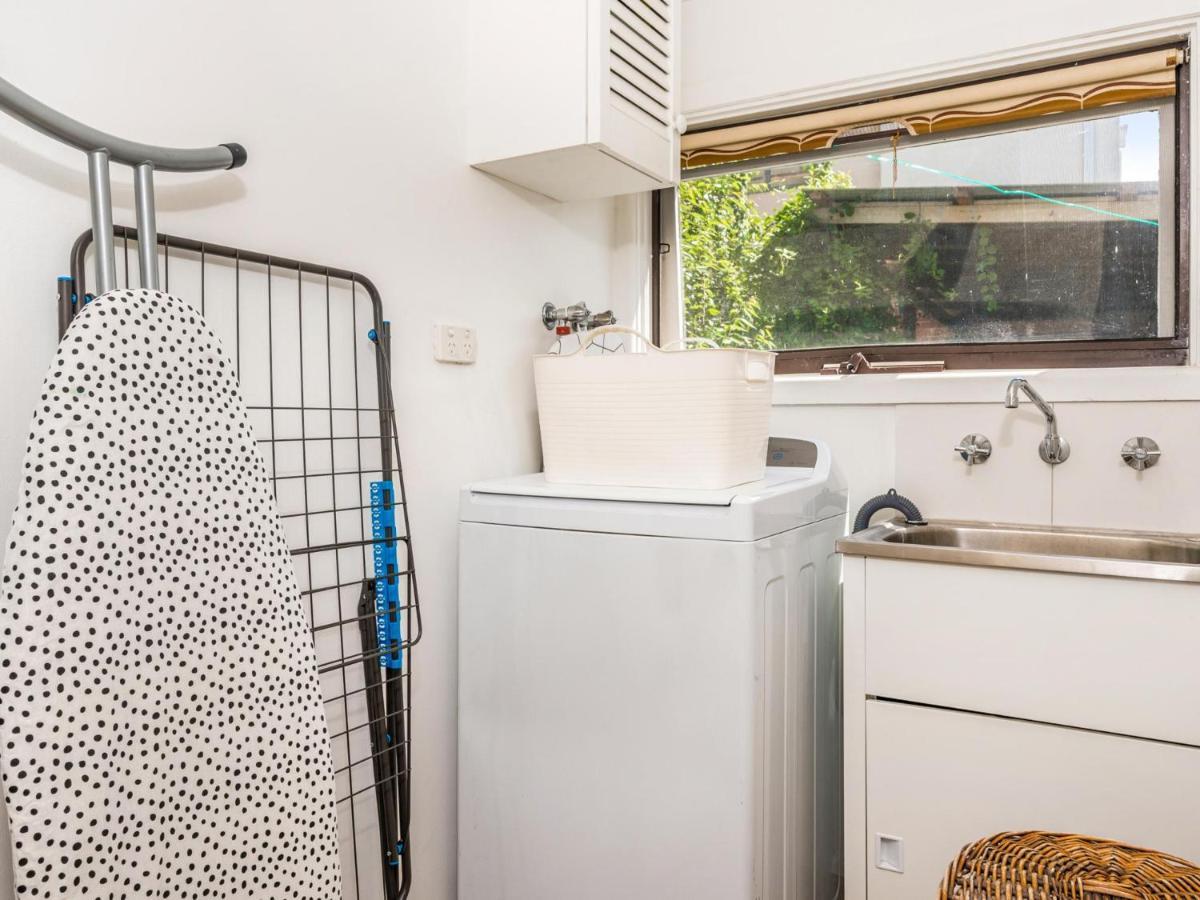 멜번 Walk To The Mcg & Aami Park - Free Late Checkout - Great Location & Backyard 빌라 외부 사진